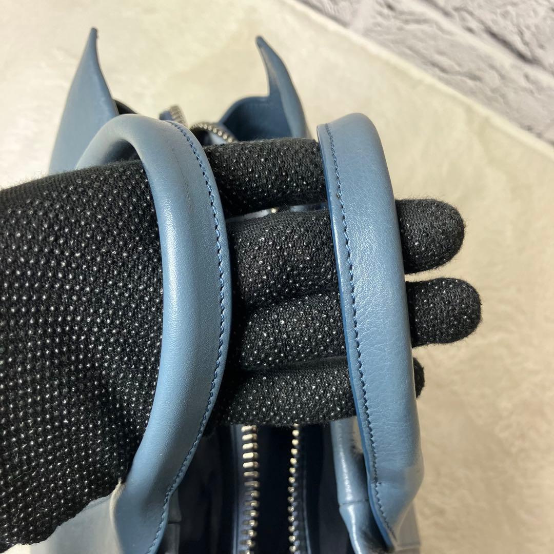 美品✨現行 近年モデル ヒロフ ランポ シボ革 ロゴ刻印 ３室 ハンドバッグ