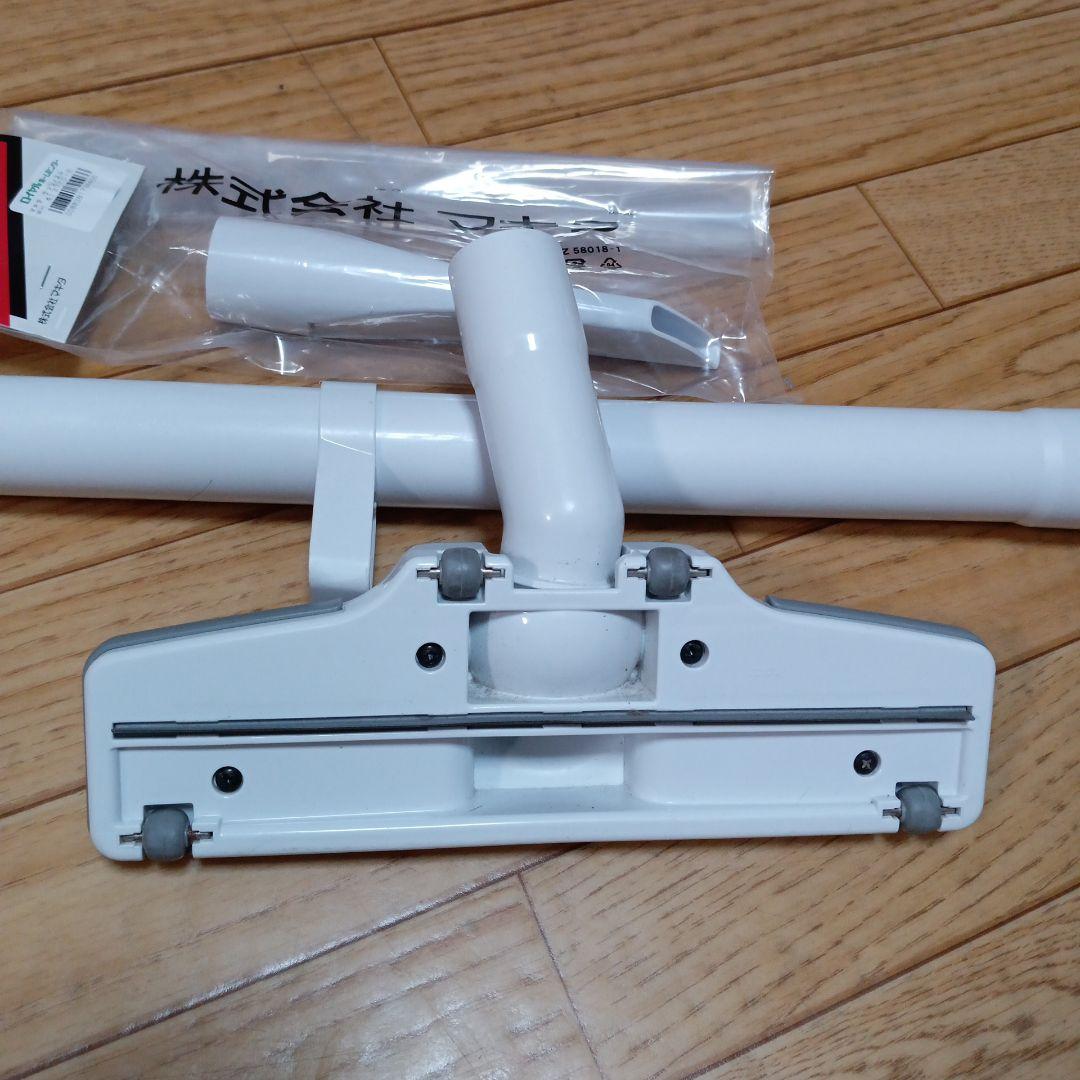 マキタ10.8V充電式クリーナーCL108FD バッテリー、充電器付