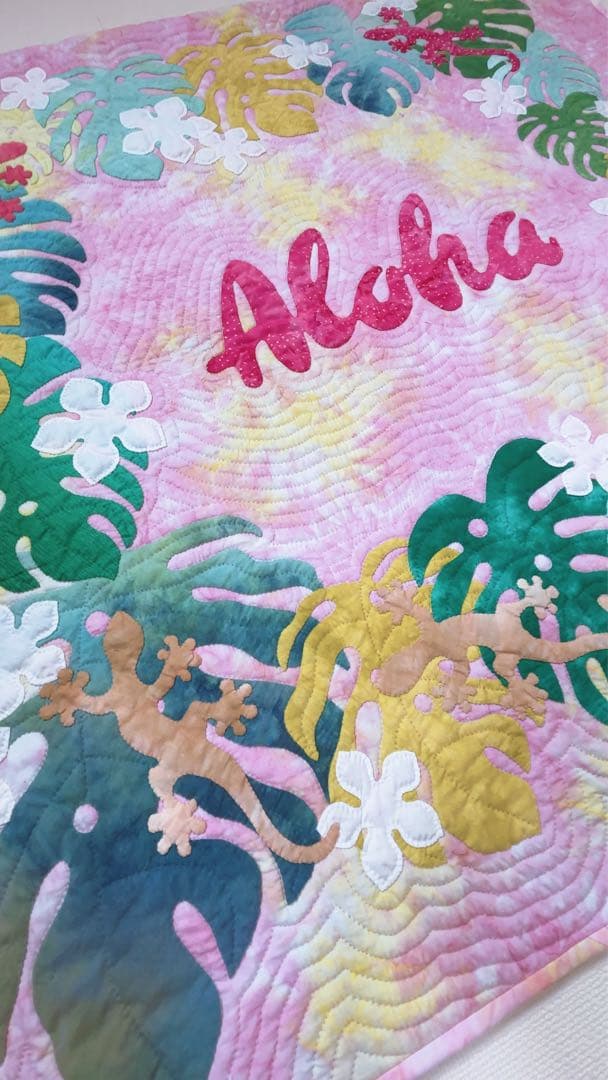 ハワイアンキルト　タペストリー Aloha