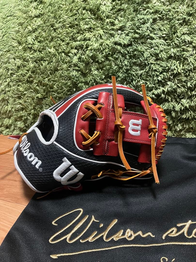 美品限定品Wilson A2K 1786 硬式内野手用グラブ ブラック×ブリック