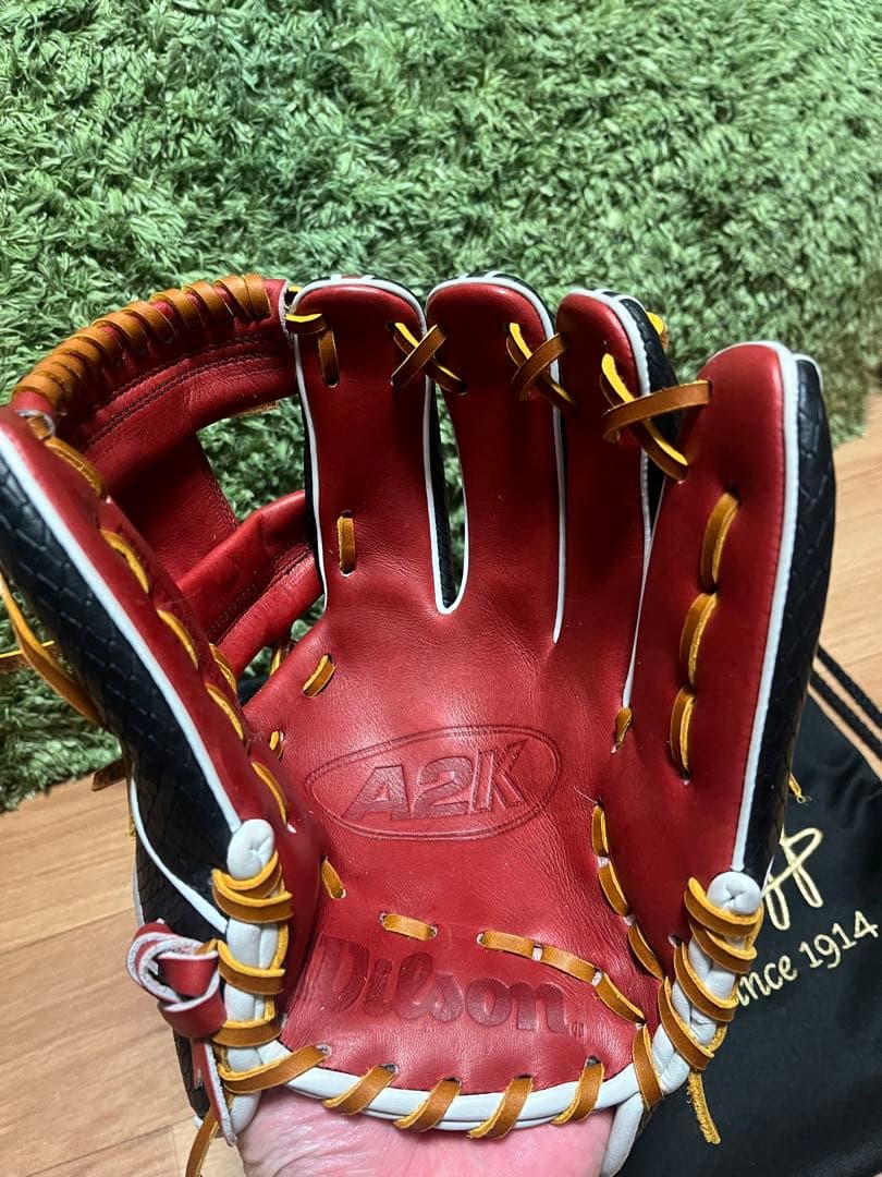 美品限定品Wilson A2K 1786 硬式内野手用グラブ ブラック×ブリック