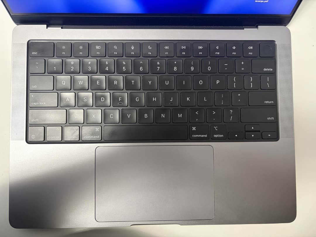 MacBook Pro M1Pro 14 32GB メモリ 512GB US