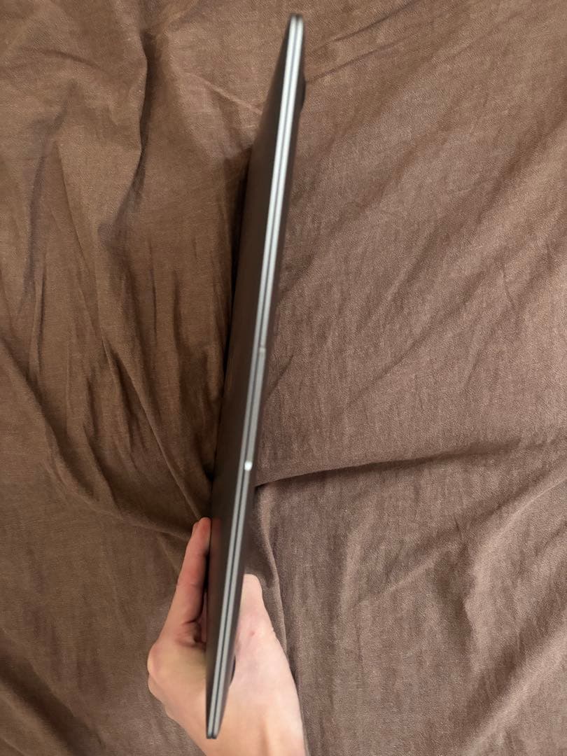 MacBook Air M1（2020モデル）13インチ 8GB 512GB