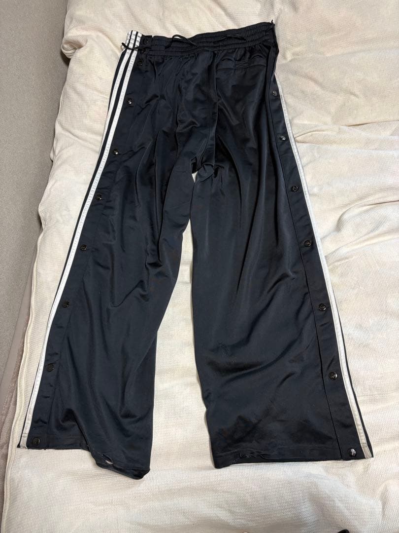 adidas セットアップ　オーバーサイズ　常田