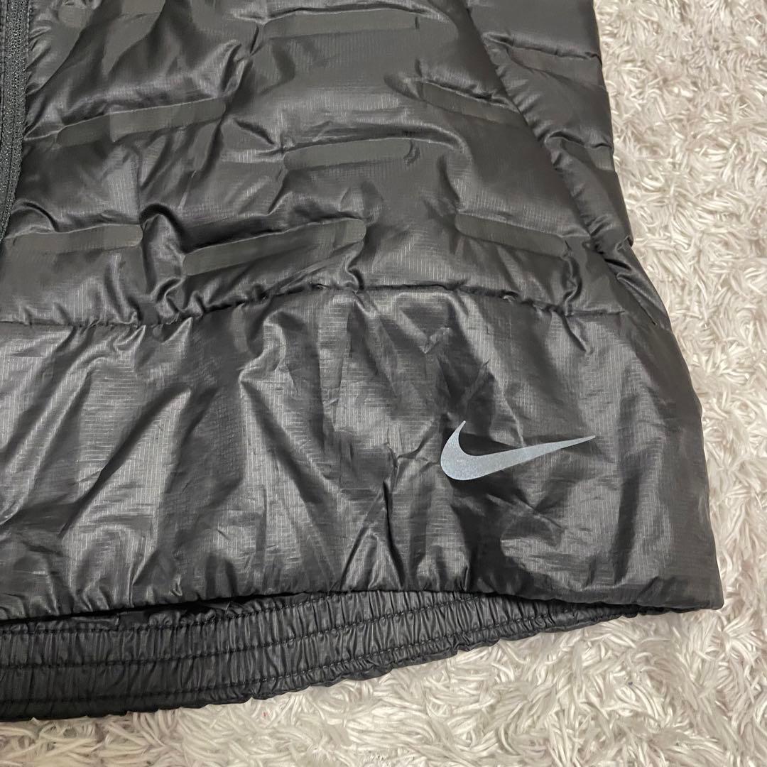 極美品　ナイキ エアロロフト ダウンベスト ランニング ゴルフ 黒　サイズM