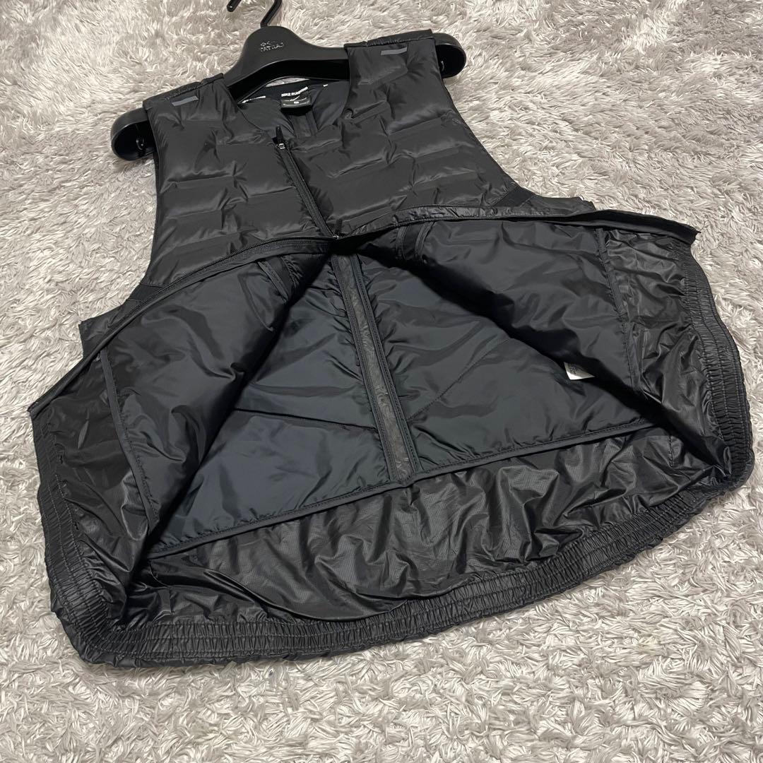 極美品　ナイキ エアロロフト ダウンベスト ランニング ゴルフ 黒　サイズM