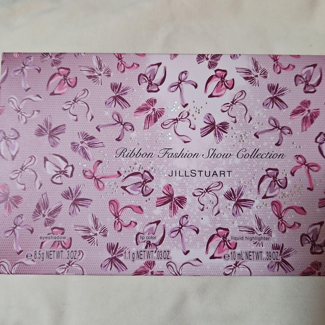 JILLSTUART クリスマスコフレ2025 リボンファッションショー