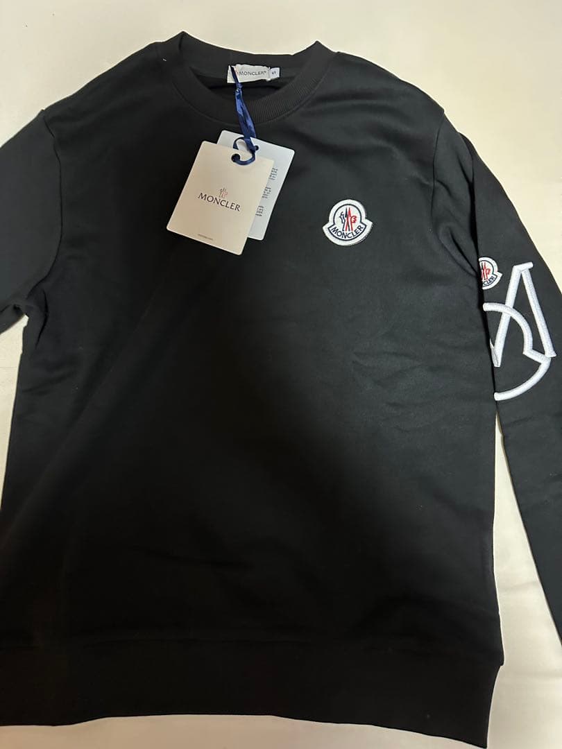 MONCLER ブラック スウェット トレーナー
