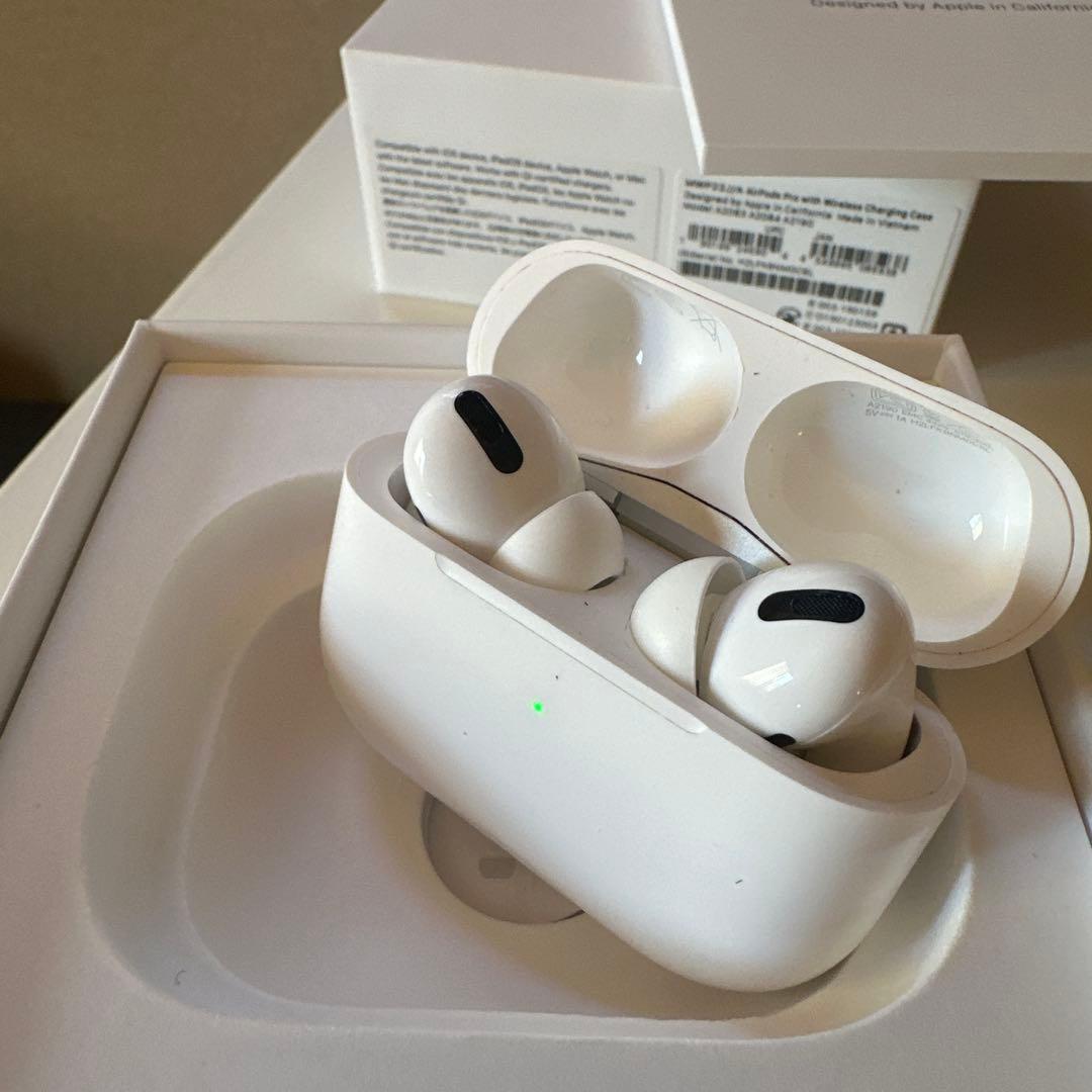 今なら即発送できます。 AirPods Pro ワイヤレス充電ケース付き