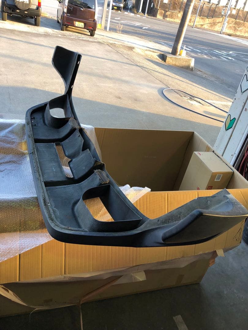 さ*)様 TOYOTA ZN6 86 純正リアバンパー　HKSスポイラー