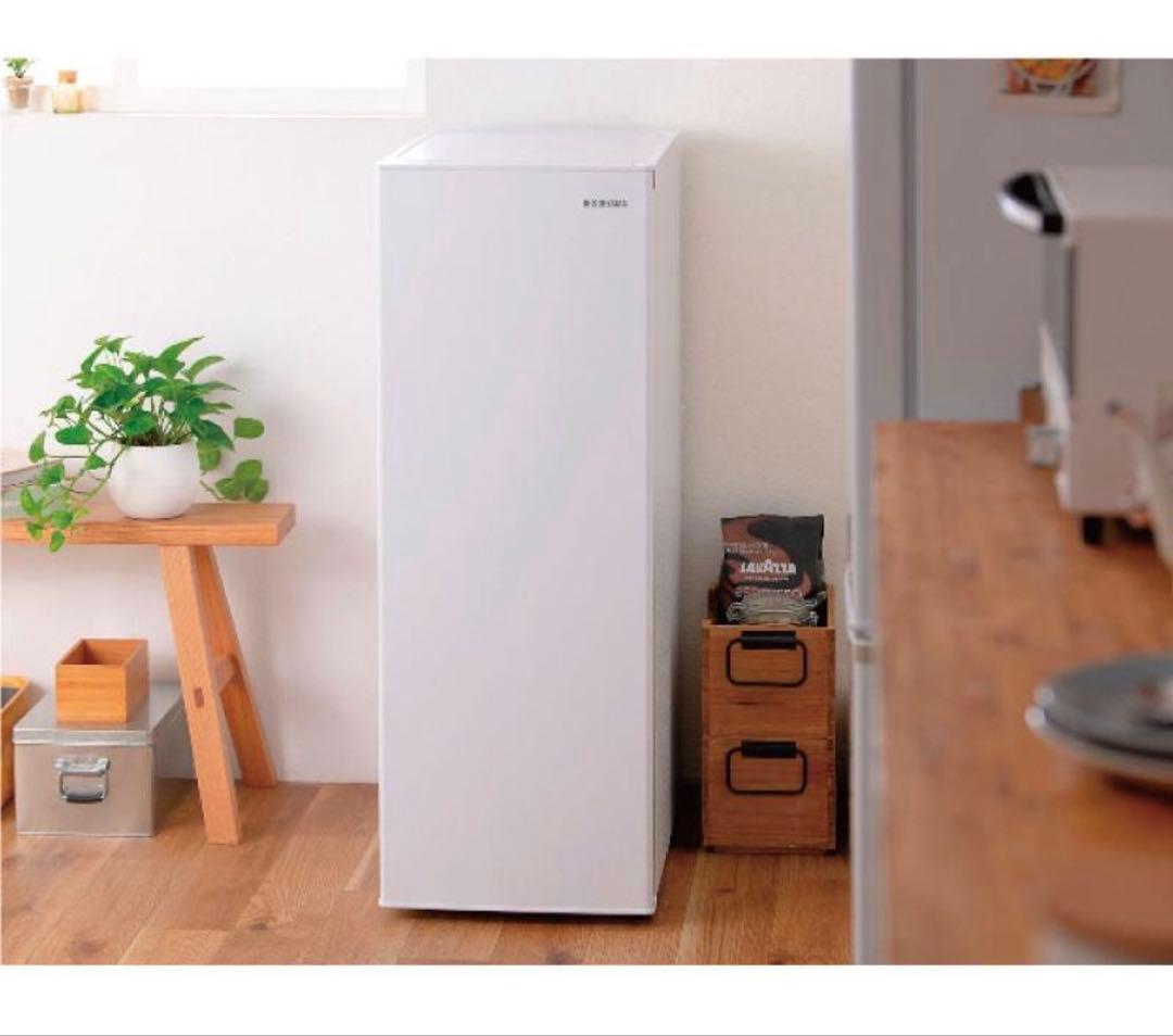 【アイリスオーヤマ 】新品未開封！冷凍庫 80L IUSN-8A-W ホワイト