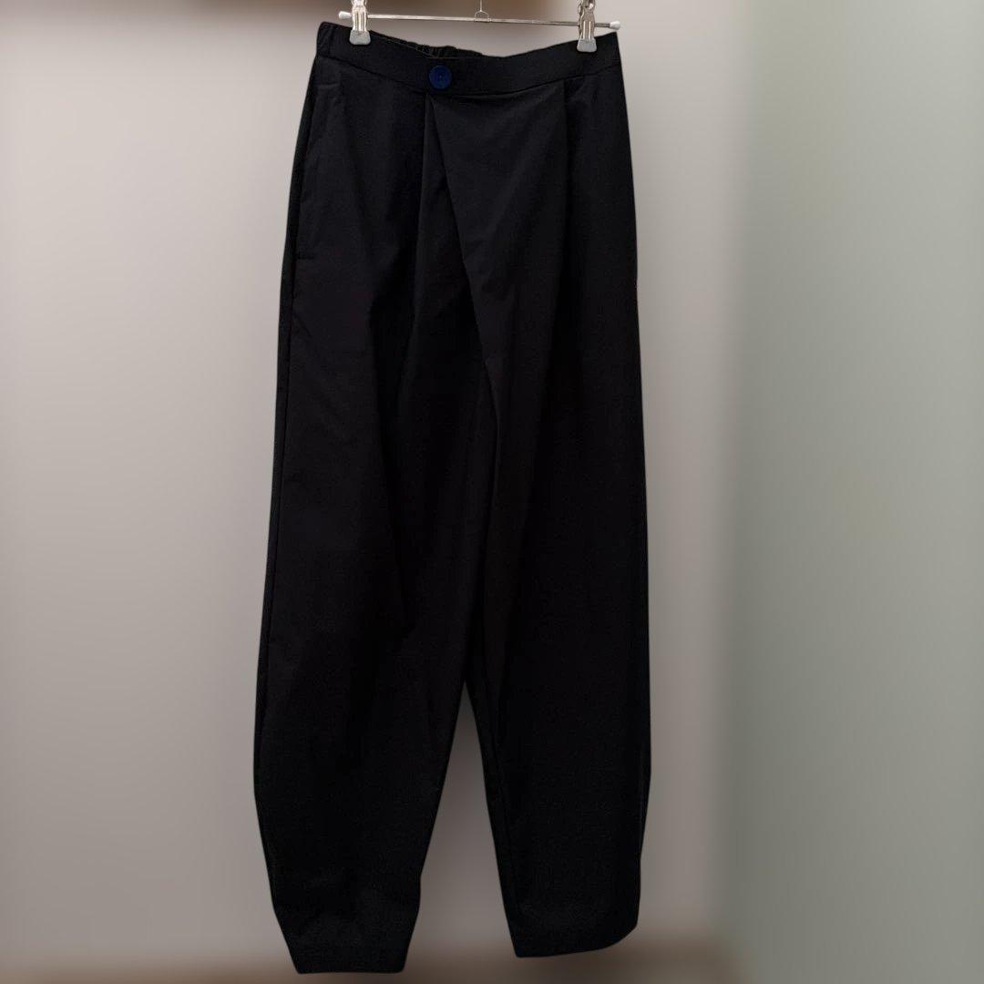 ナゴンスタンス 撥水 タックテーパードパンツ M ブラック