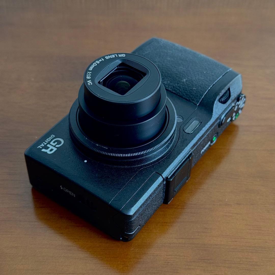 RICOH GR DIGITAL IV ｜シャッター回数1808