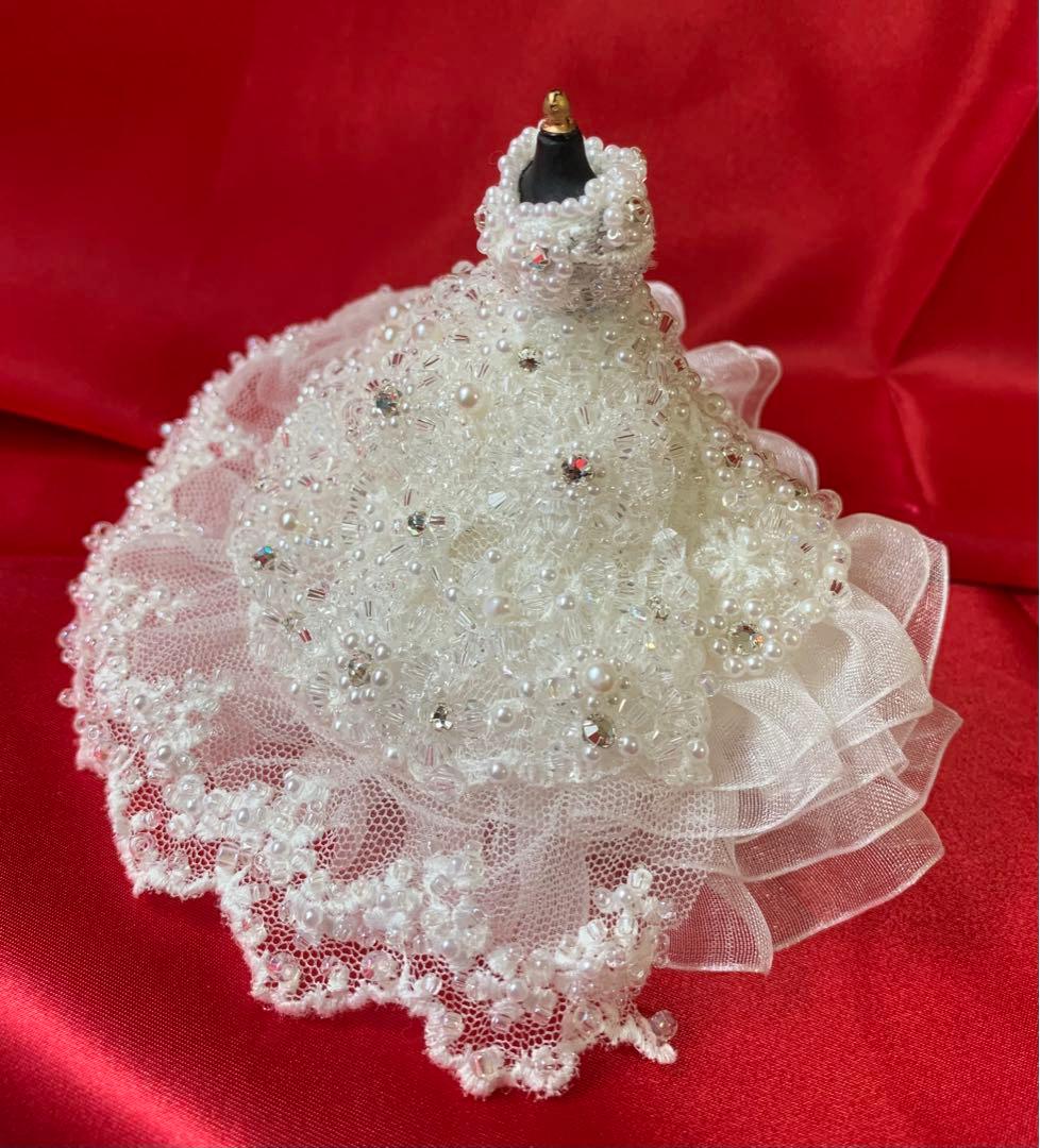 ミニチュア　ウェディングドレス　キラキラ　可愛い　インテリア