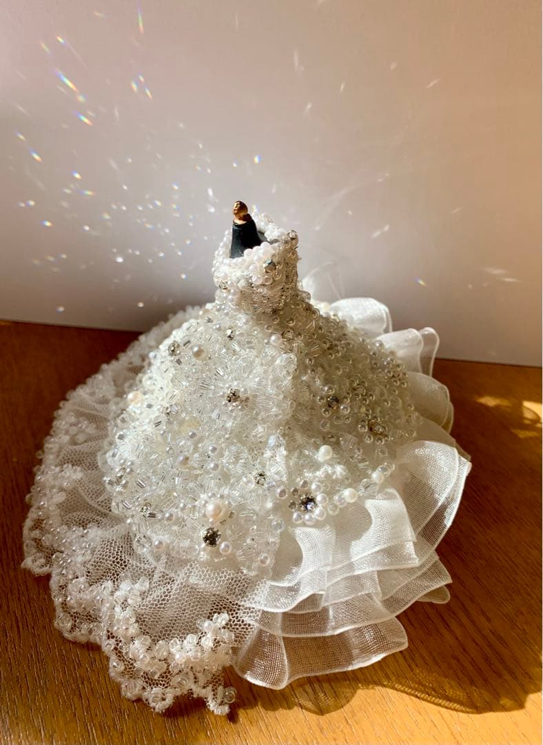 ミニチュア　ウェディングドレス　キラキラ　可愛い　インテリア