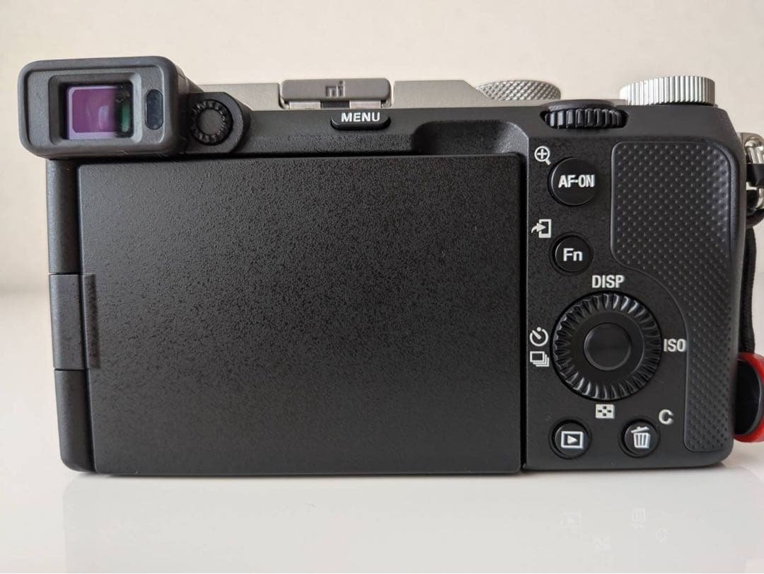 【極美品】SONY α7C ボディ シルバー ILCE-7C フルサイズ