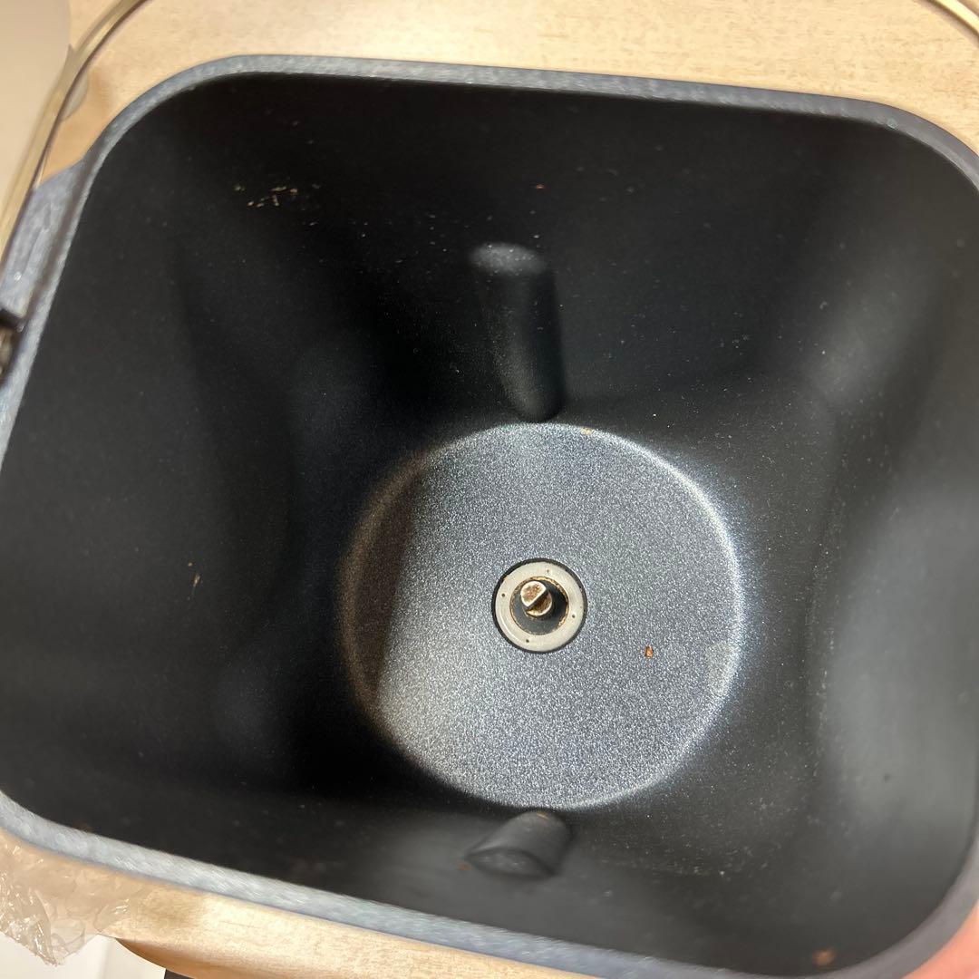 2025 年製ホームベーカリー　パナソニック　SD-MT4