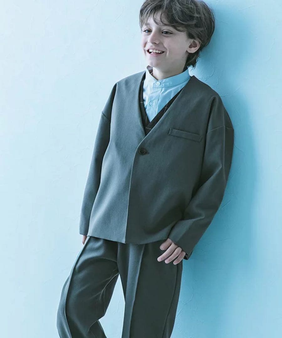 新品⭐︎デビロック⭐︎スーツセット⭐︎ジャケット、パンツ、ブラウスの3点セット150㎝