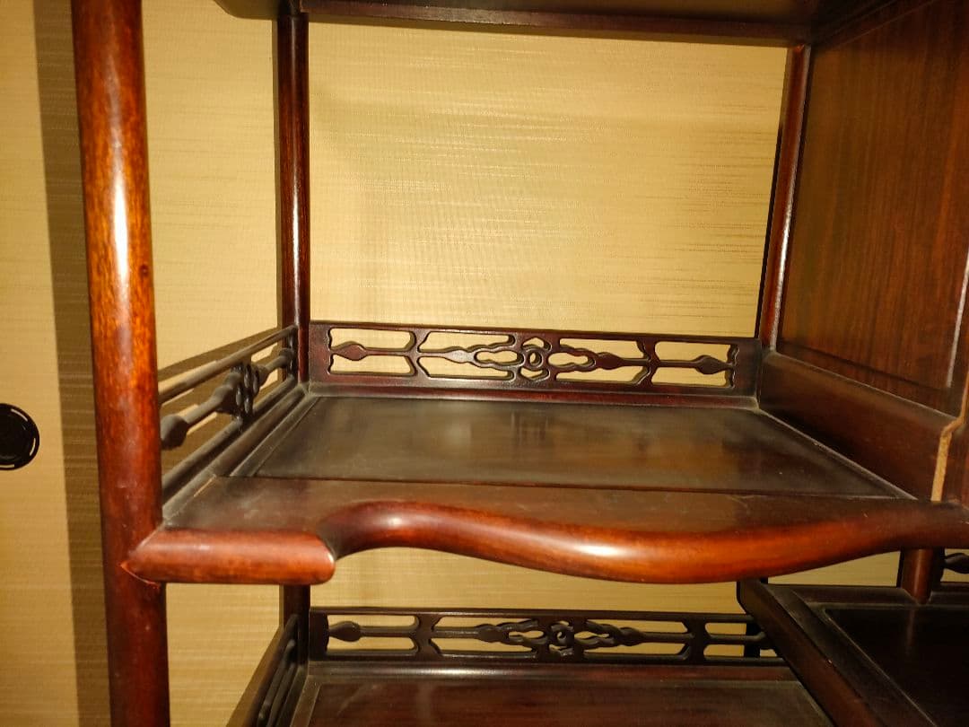 茶箪笥(年代物)幅120cm 高さ123cm 奥行42cm(直接引取も可)　花梨