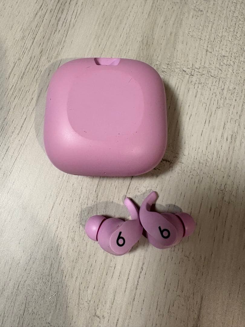 イヤホン Beats fit pro