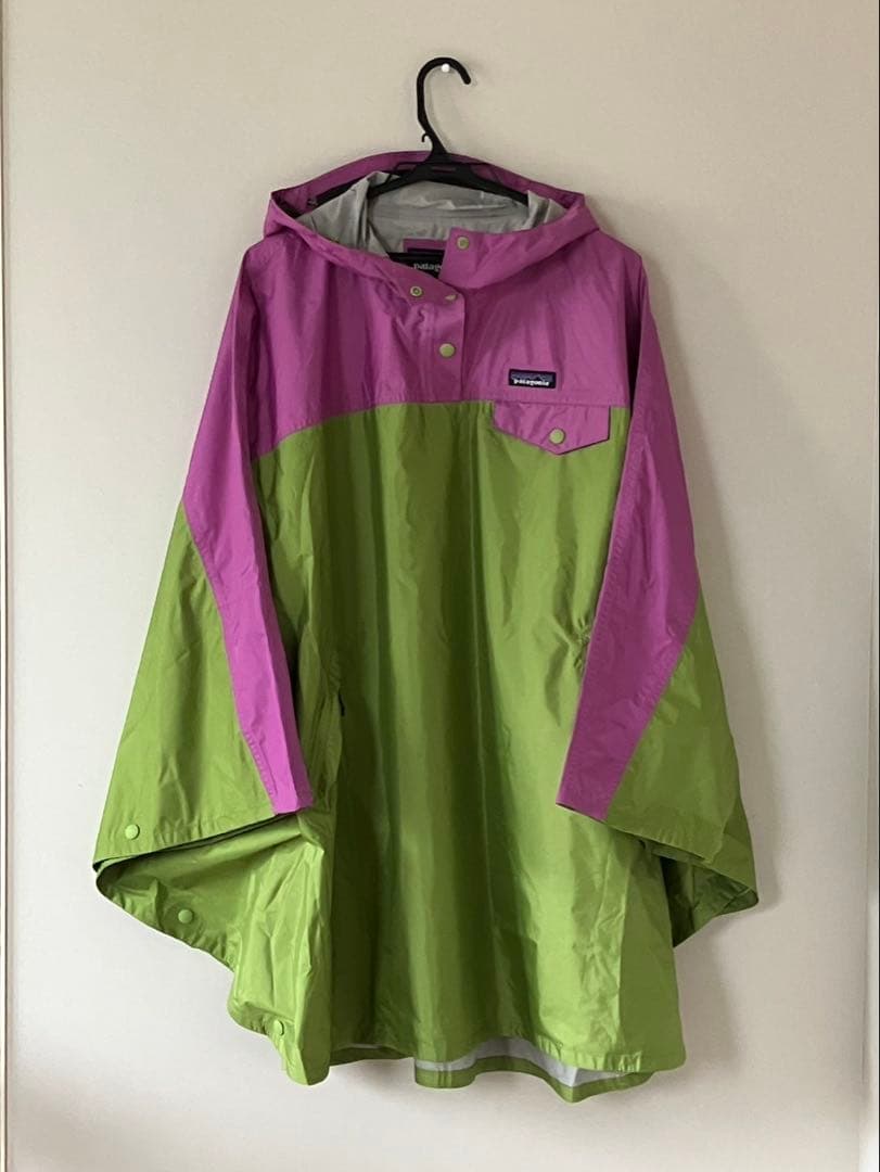 patagonia レインコート XS/S 緑・紫