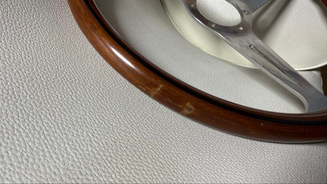 ナルディ　クラッシック　ウッド アルミ 3スポーク ステアリング