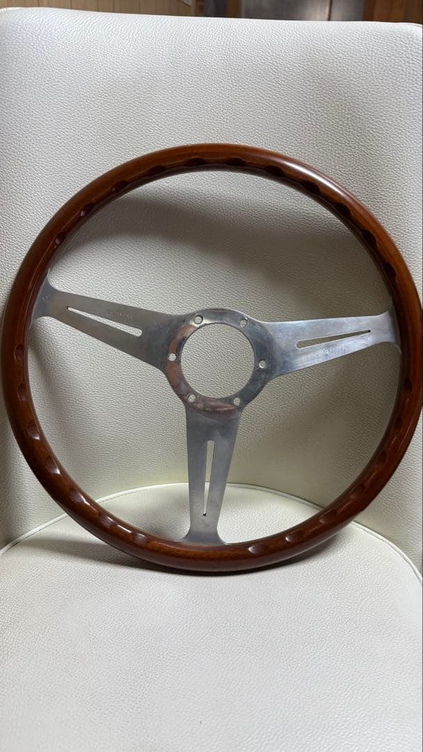 ナルディ　クラッシック　ウッド アルミ 3スポーク ステアリング
