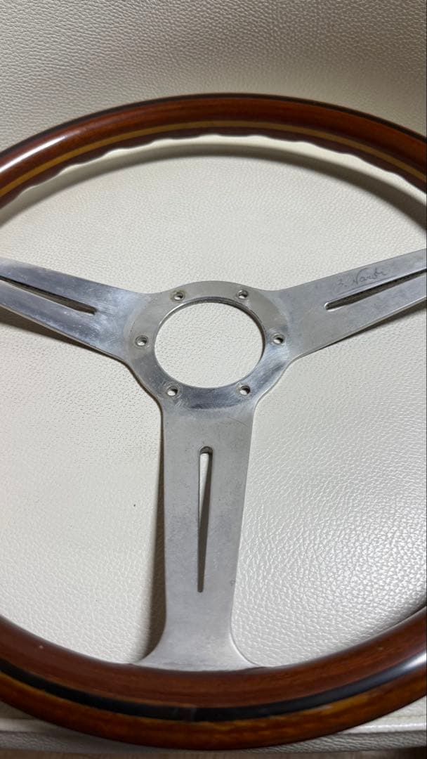 ナルディ　クラッシック　ウッド アルミ 3スポーク ステアリング