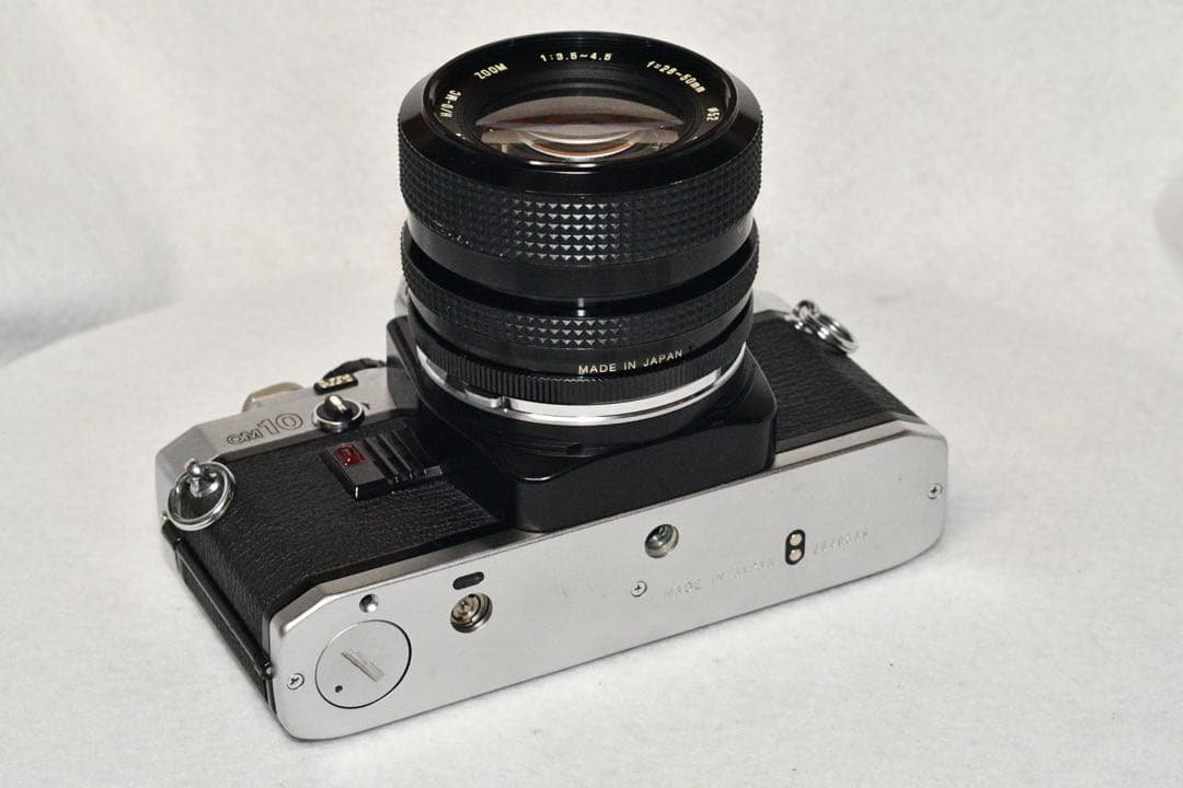 《動作品》OLYMPUS OM10+ZOOMレンズ a414