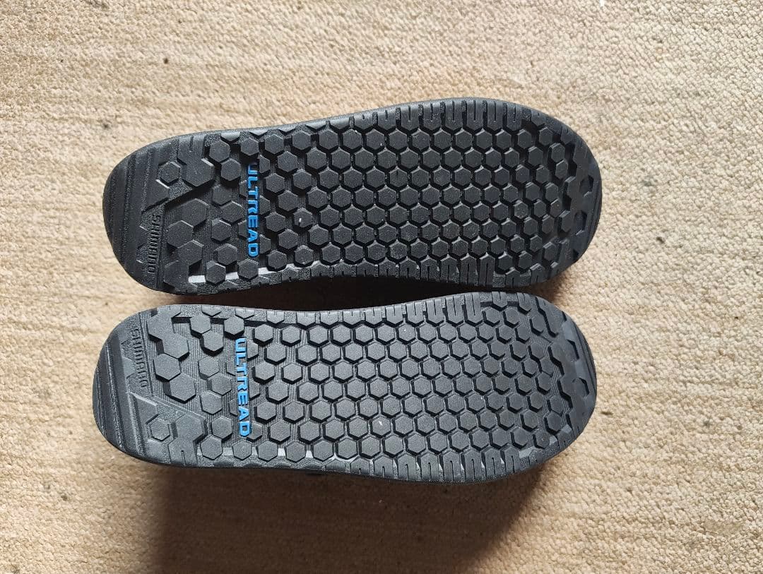 SH-GF800GTX フラットペダル サイズ42