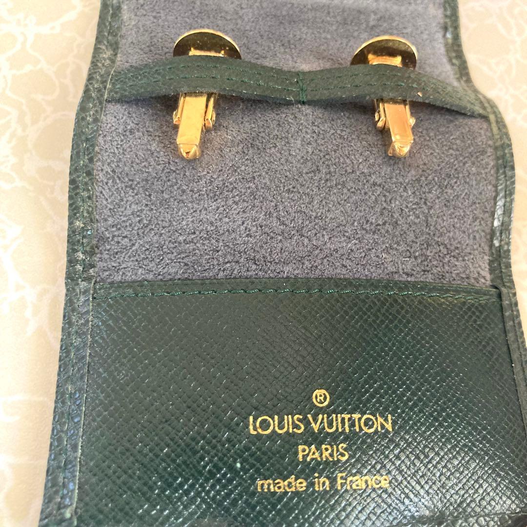 最終値下げLOUIS VUITTON ゴールドカフリンクス ケース付き　ヴィトン