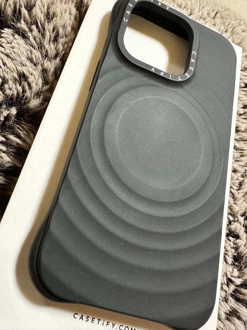 CASETiFY ブラック シリコン ケース