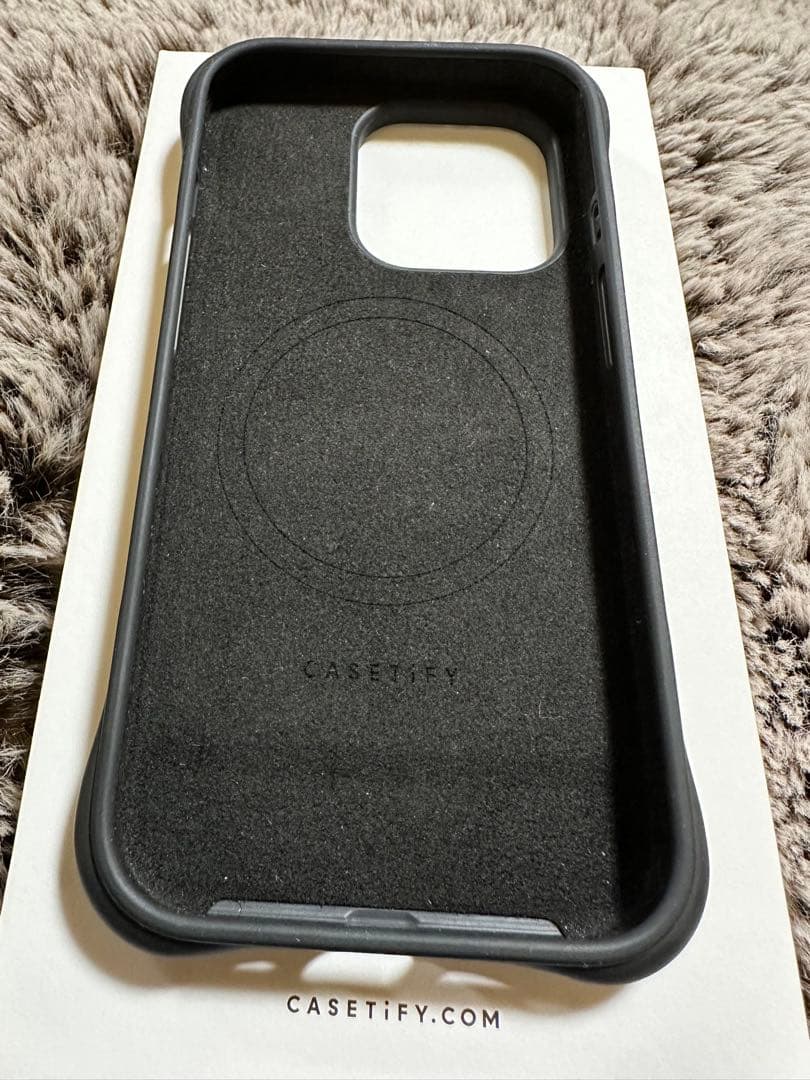 CASETiFY ブラック シリコン ケース