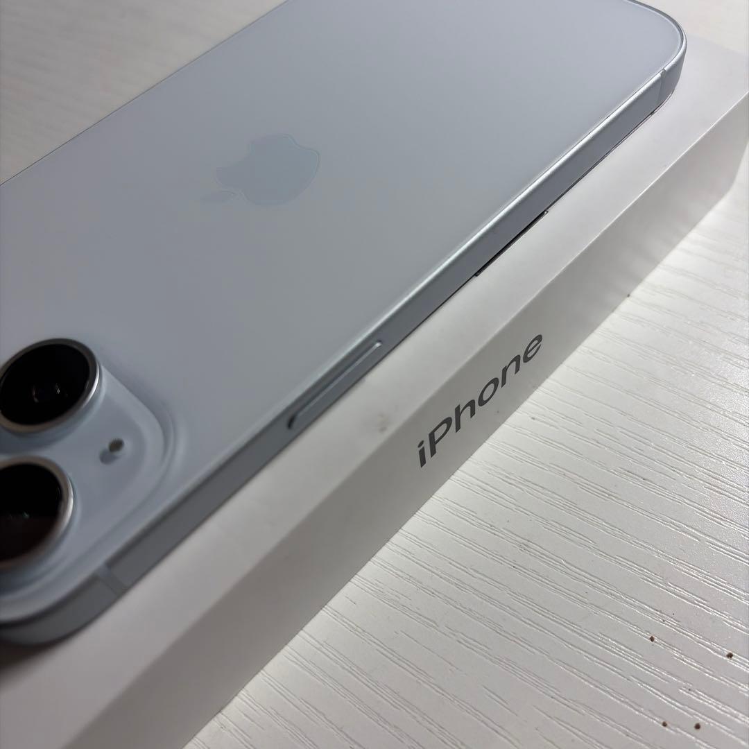 プロフ必読  iPhone15 128GB SIMフリー ブルー