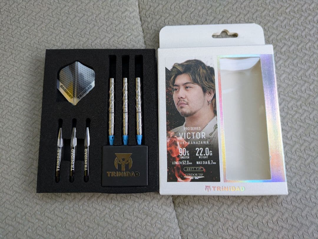 ★新品未使用★TRiNiDAD PRO VICTOR 金澤勇希 選手モデル