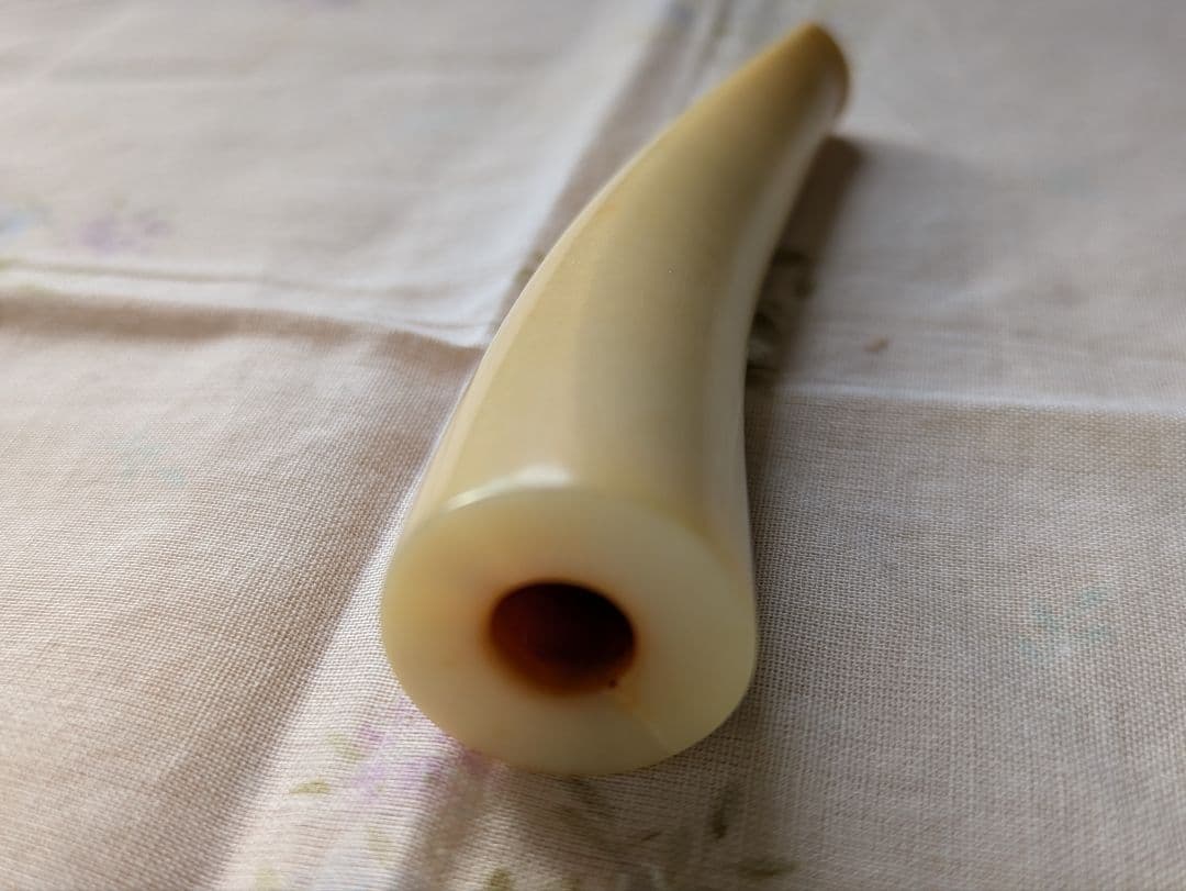 鯨の歯のパイプ