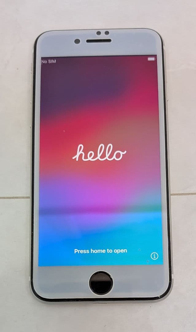 Apple iPhone SE(第2世代) ホワイト64GB