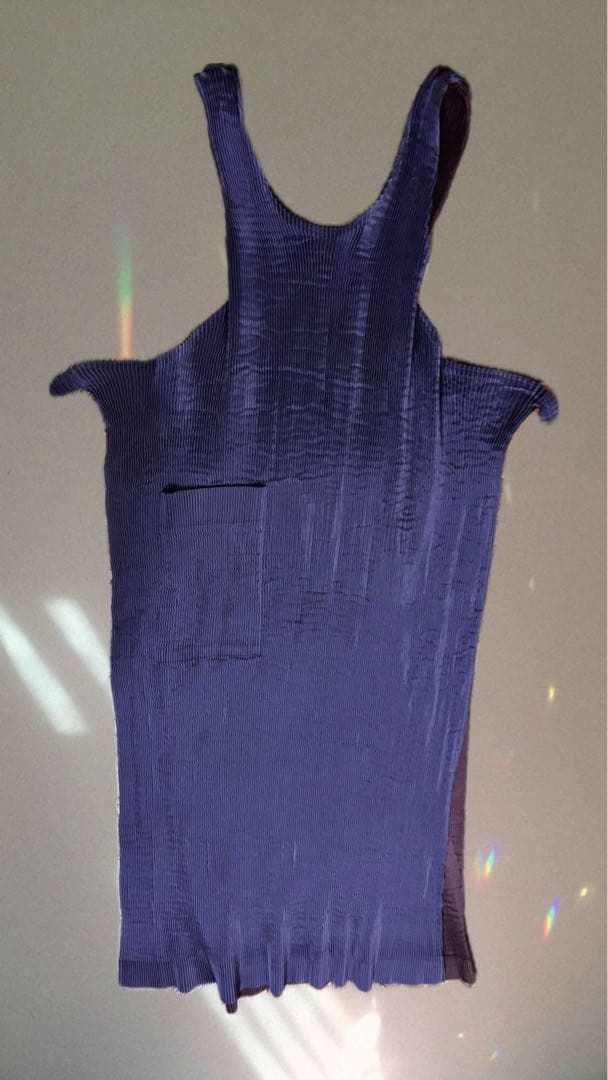 プリーツプリーズ イッセイミヤケ 変形エプロンワンピース パープル