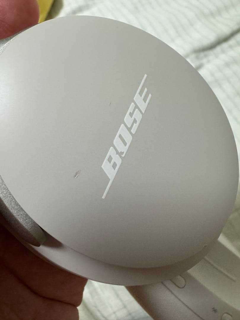 BOSE ワイヤレスヘッドホン ノイズキャンセリング