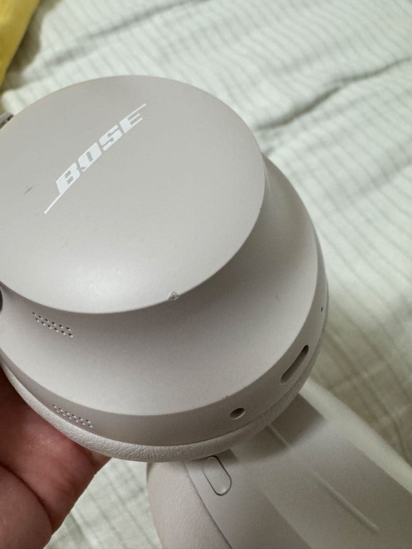 BOSE ワイヤレスヘッドホン ノイズキャンセリング
