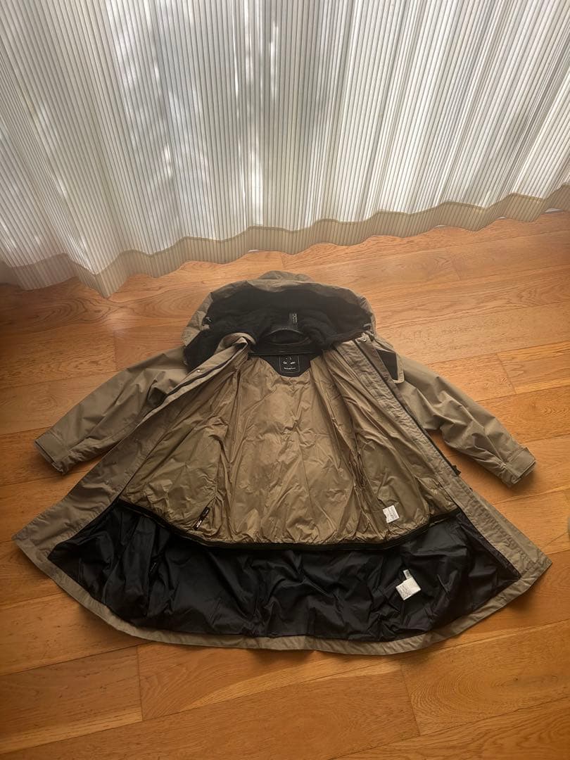 Kaptain Sunshine × Goldwin フィールドコート