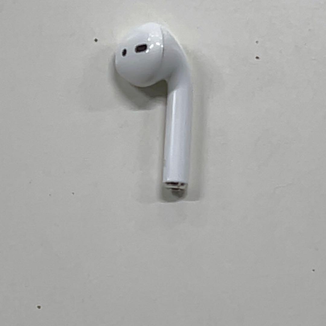 Apple AirPods 第2世代 充電ケース付き 純正 ワイヤレスイヤホン