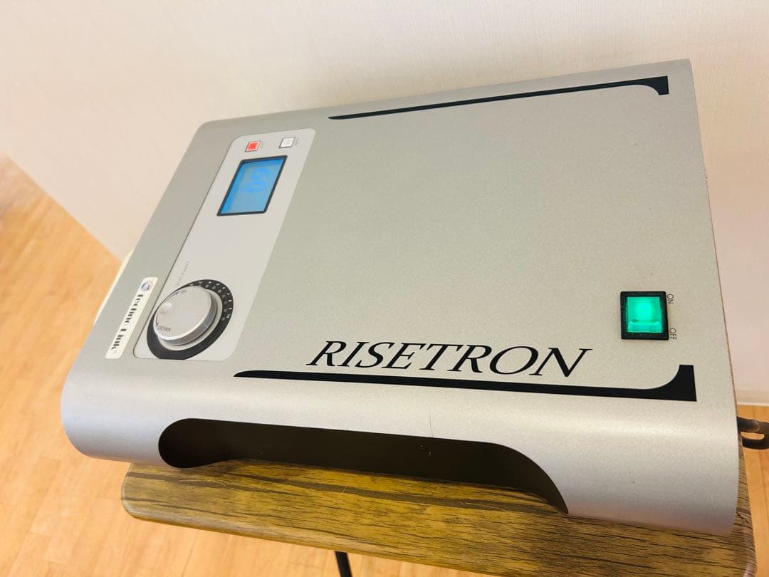 ライズトロン　健康美容器　身体の中から暖まる