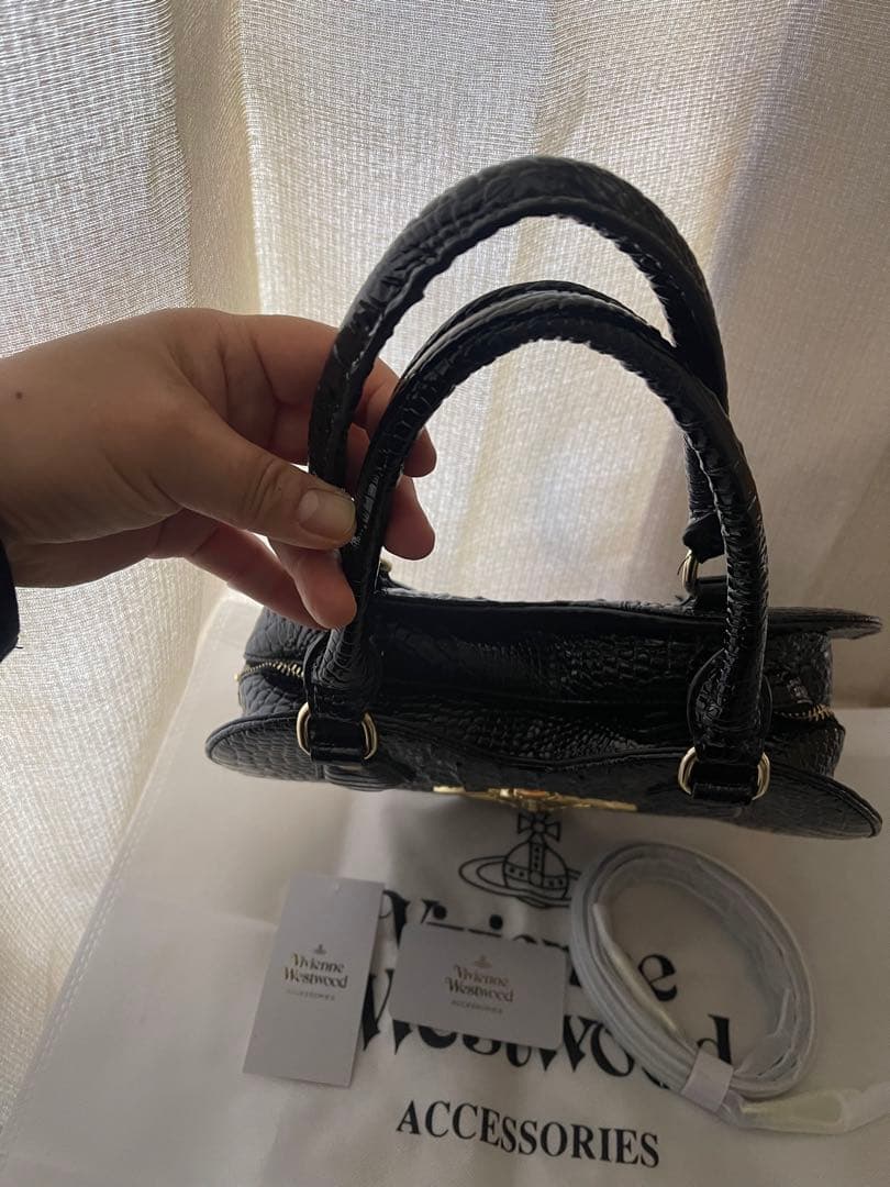 Vivienne Westwood ハート型ハンドバッグ　2wayショルダー美品