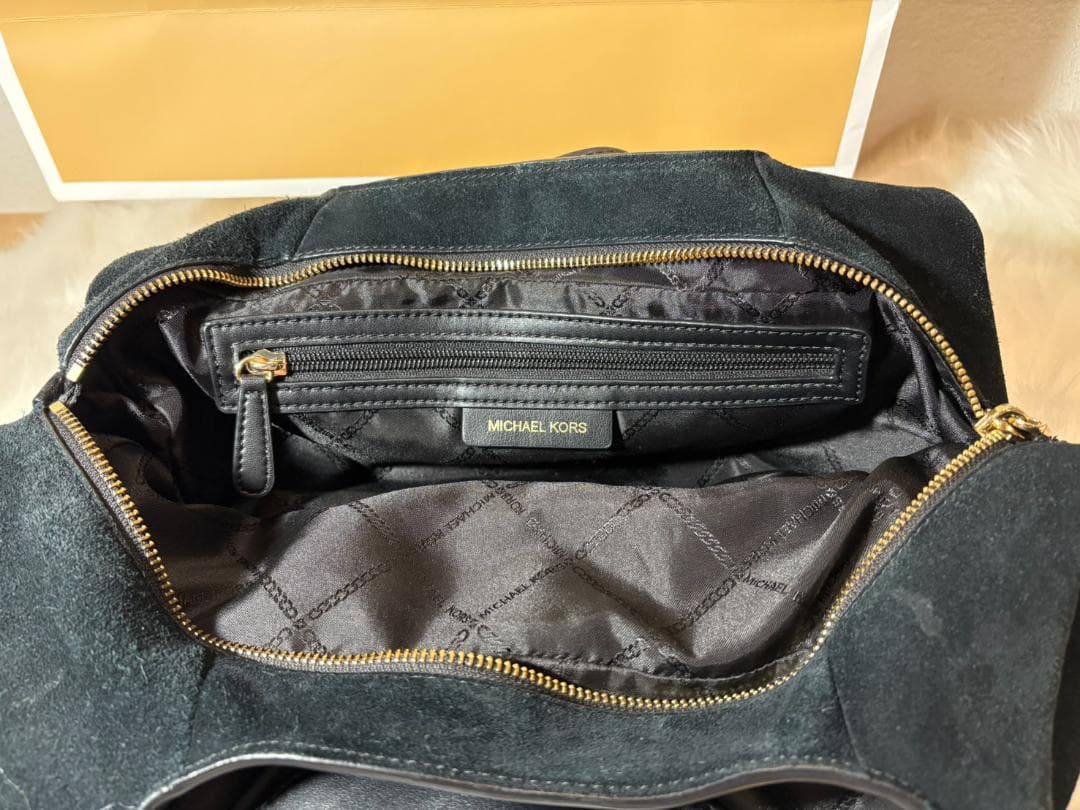 マイケルコース スエード ショルダーバッグ 黒 チェーン MKロゴ金具 肩掛け