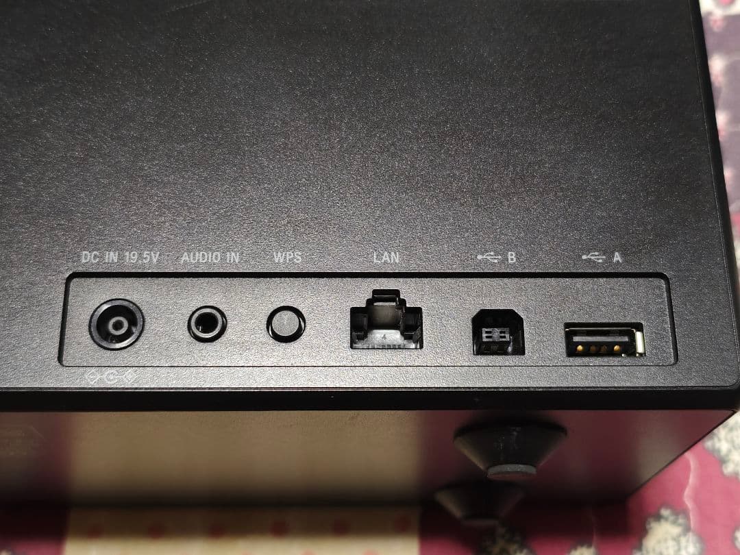 Sony x-88 本体と電源ケーブルとリモコン