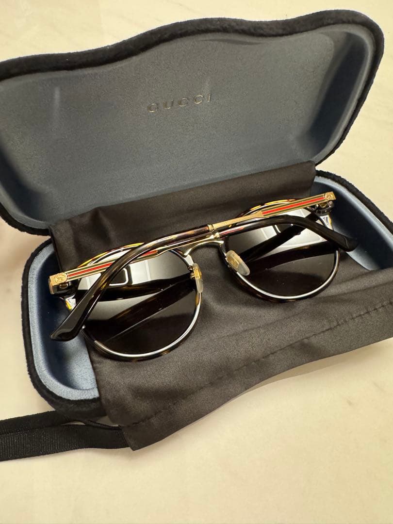 【送料込】Gucci ラウンド型サングラス GG0588SK 003