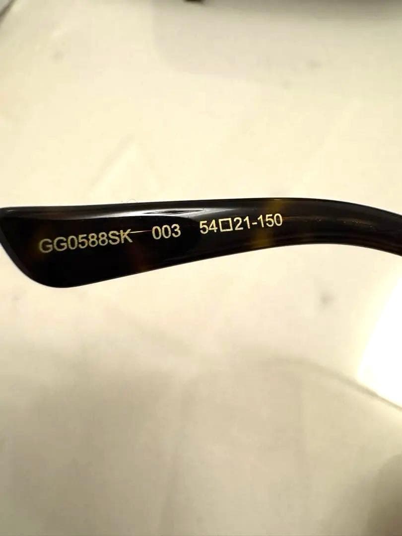 【送料込】Gucci ラウンド型サングラス GG0588SK 003