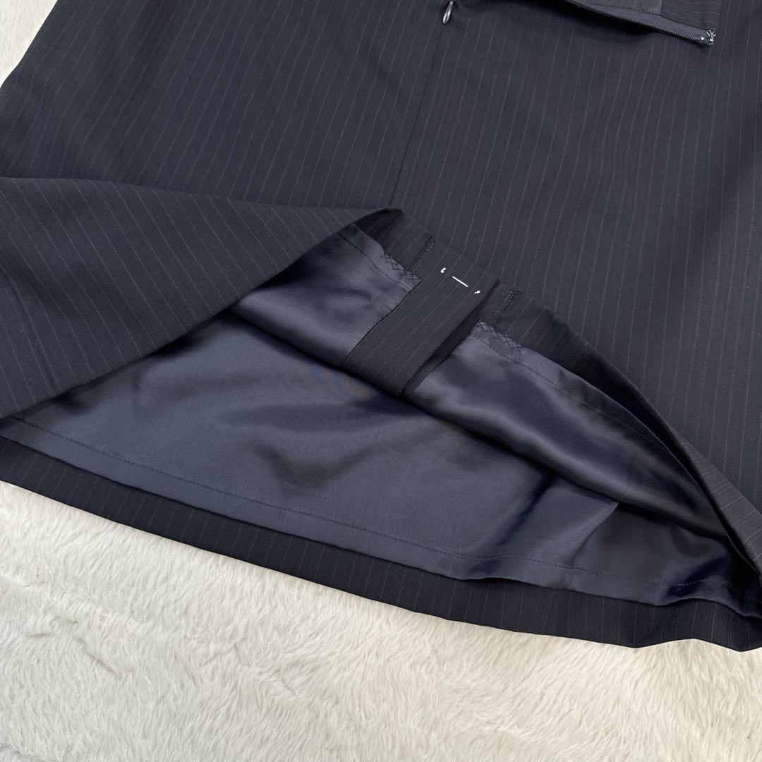 極美品　I.M.G.N　洋服の青山　レディーススーツ　大きいサイズ　ネイビー