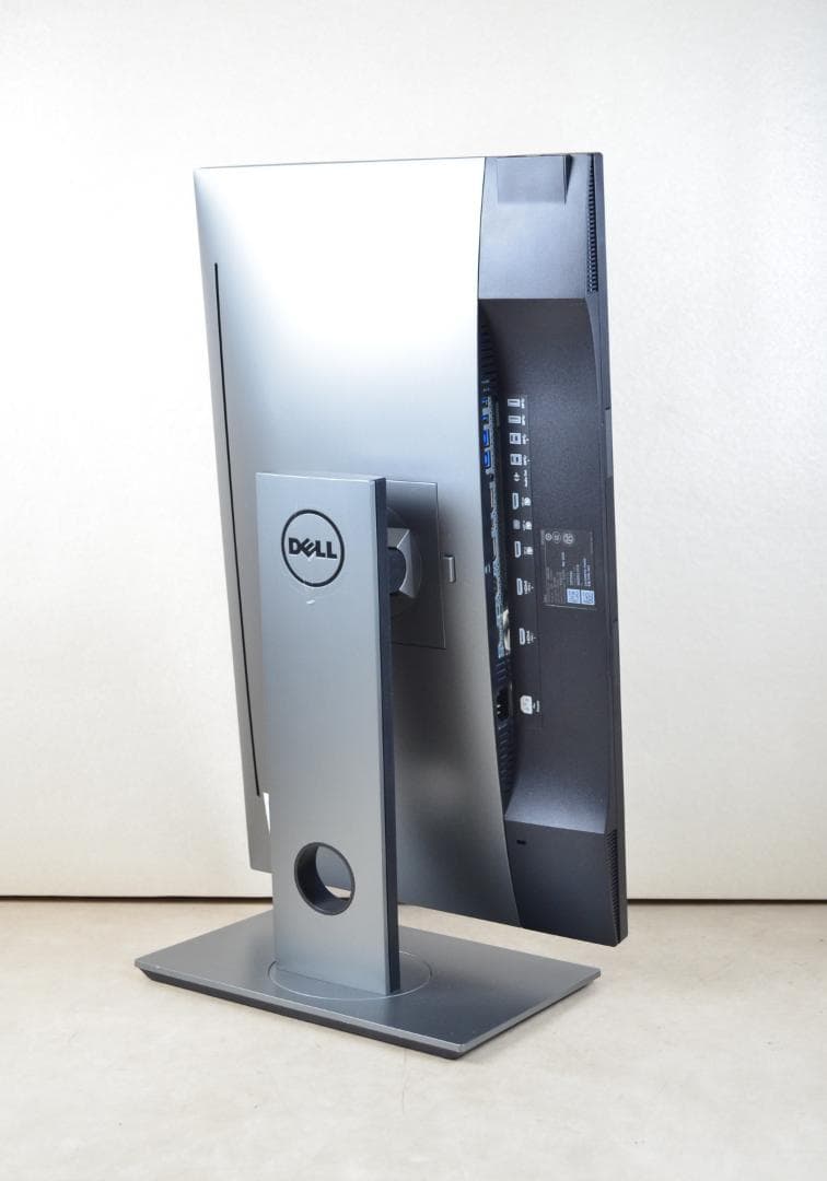 超狭額ベゼル　DELL　25型　UP2516D　WQHD　IPS　HDMI